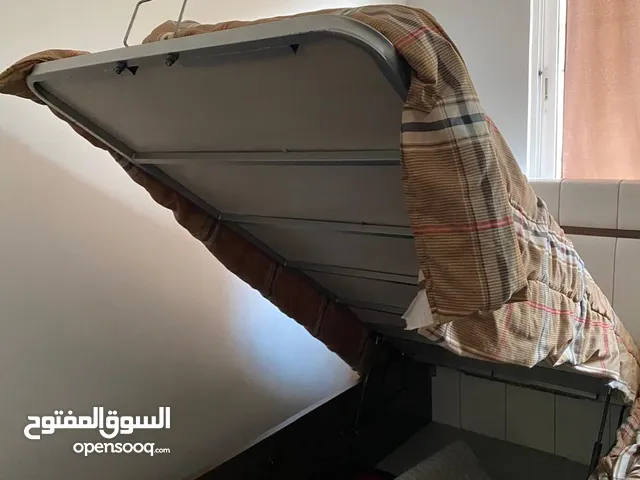 غرفة شبابية للبيع