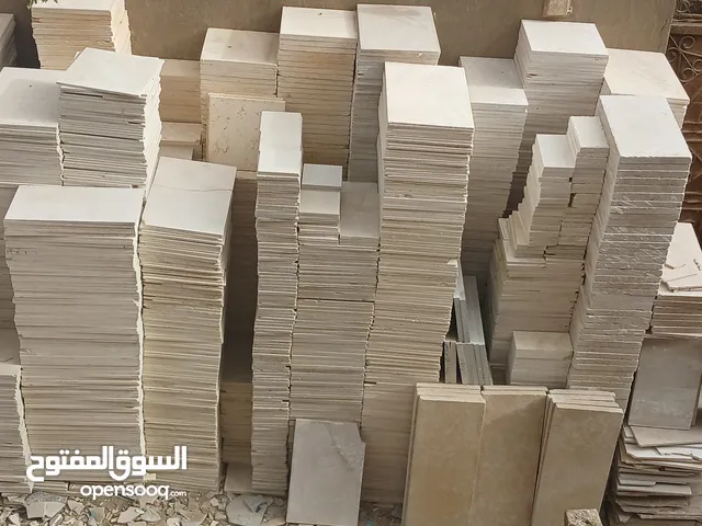 لوط رخام وجرانيت للبيع أكثر من 2000متر بسعر تجاري فرصة لعقارك او ڤيلتك او مشروعك