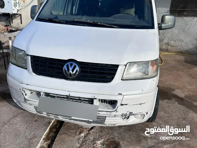 Used Volkswagen Caravelle in Qalqilya