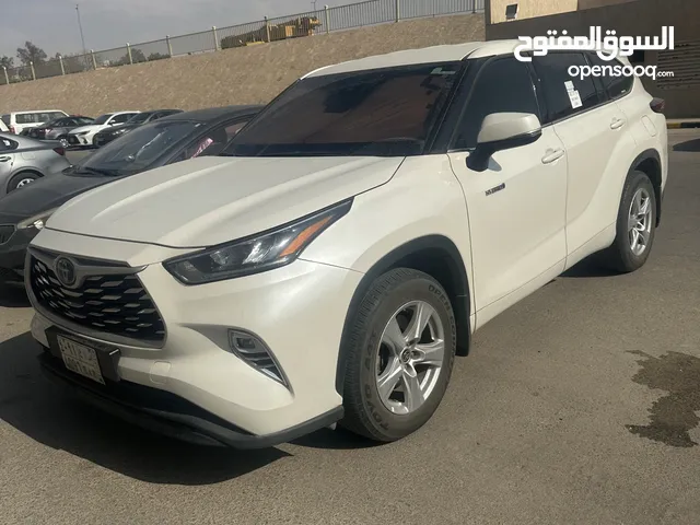 Used Toyota Highlander in Al Riyadh