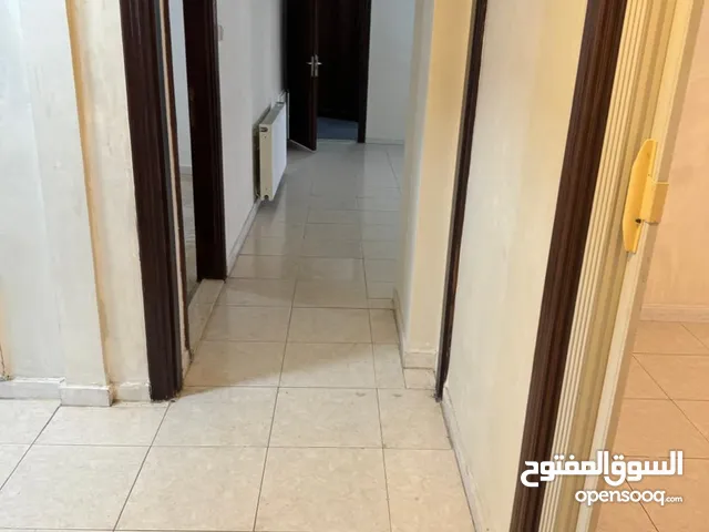 233 m2 4 Bedrooms Apartments for Rent in Amman Dahiet Al Ameer Rashed