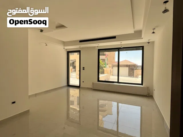 ثالث مع روف في ضاحية النخيل بأفخم التشطيبات الملوكية مع مكيف و تدفئة و فايربليس