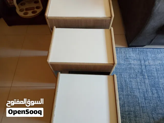 طاولات وسط اللبيع مستعمل