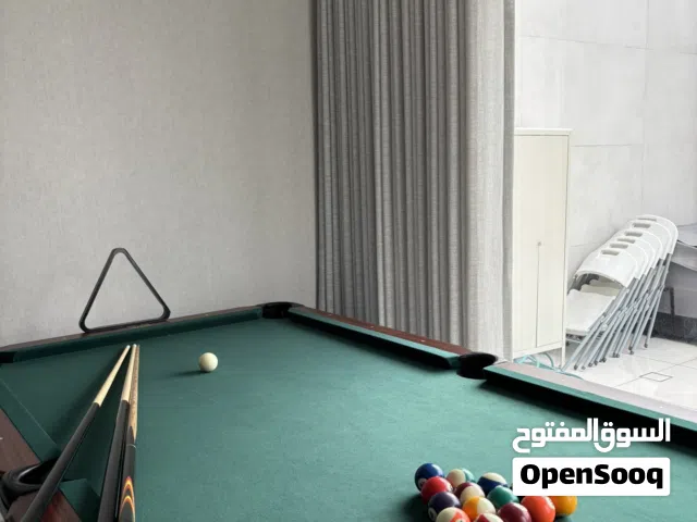 طاولة بيلياردو خشب