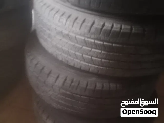 طاوت شاص شبح  رفارف كروم وكاله وفوقهن تواير اندنوسيا أصلي منزل
