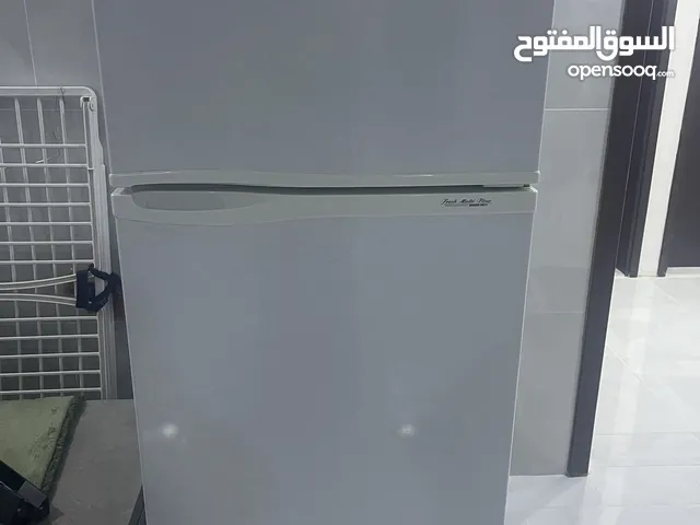 للبيع ثلاجه شبه جديده