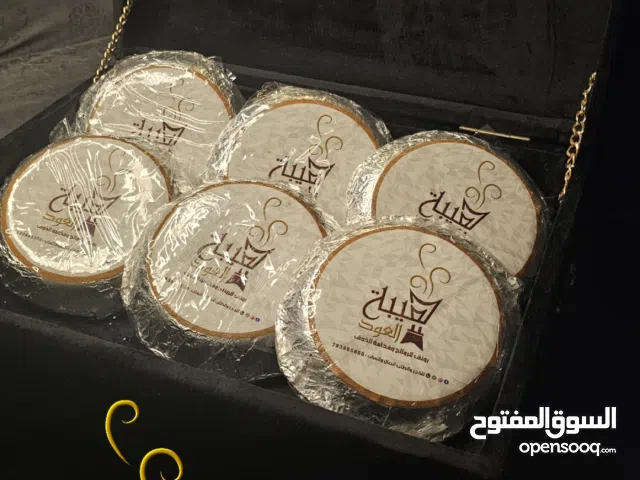 نصنع افخر انواع البخور والعطور الفاخرة والأصلية ونهتم بأدق التفاصيل للفخامة العربية الاصيلة.