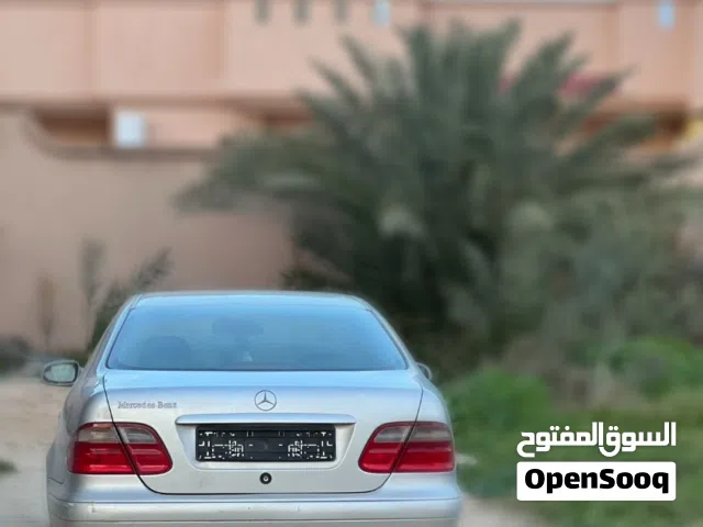 مرسيدس CLK 23 2002للبيع