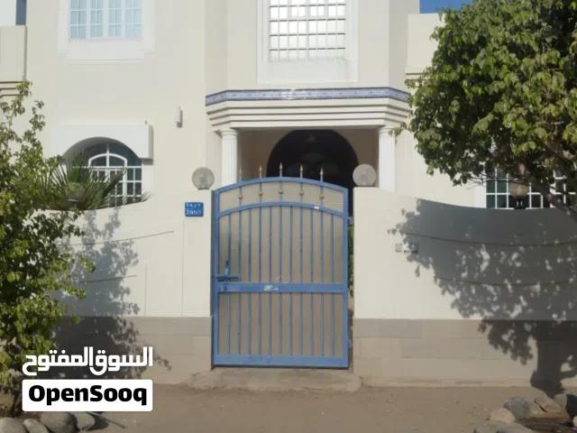 للبيع فله ف العذيبه 6 كونر