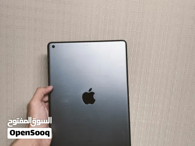 Apple iPad 8 32 GB in Muscat