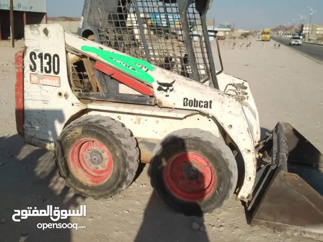 بوبكت بوبس موديل2002 للبيع