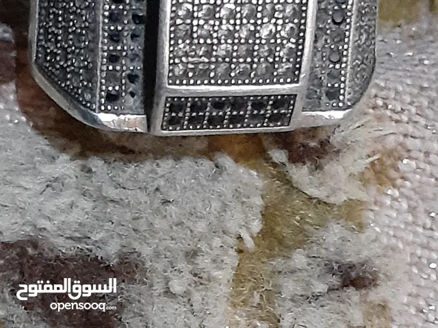 خاتم من الفضة الاسترلينية مرصع باحجار الزيركون والموزانيت