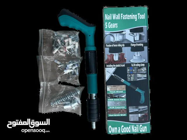 مسدس لتثبيت المسامير