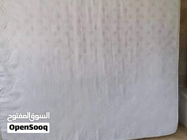 للبيع فرشة تخت مزدوج أستعمال بصيط بسعر 30 دينار