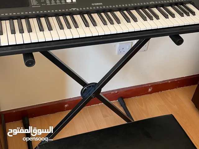 Yamaha PSR-E363 keyboard for sale with stand and stool