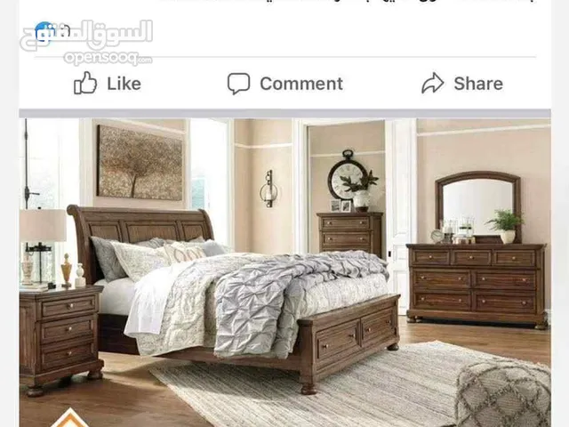 غرفه نوم آشلي مستعمل لمده شهر بحاله الجديده بالاضافه إلى فرشه سرير آشلي أمريكي هايدوليك