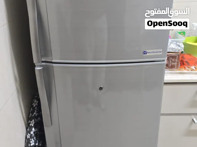 sharp refrigerator in perfect condition