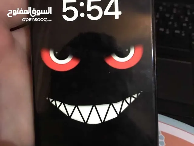 سلام عليكم الي عندو شاشة اكس اصلي او كوبي ما بدو ياه انا بخده منو