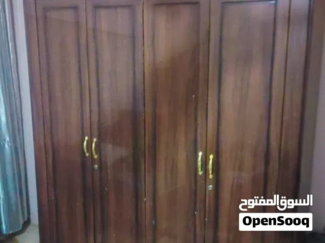 * غرفة سنجل مستوردة فخمة*  *دولاب 4 دلف + 2 سرير عرض 120 + تسريحة*   *المواصفات:*    خشب