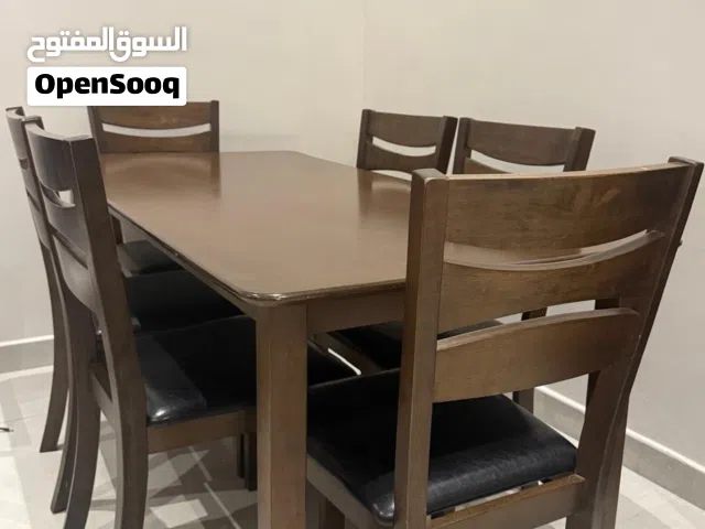 طاولة طعام 6 اشخاص