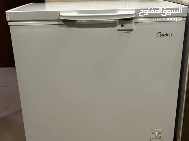 Midea Chest Freezer 7 Cu.Ft/198 L ; Size : 55*82*H84