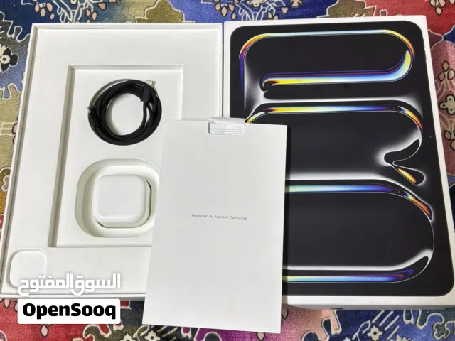 Apple iPad Pro 11′′ (M5 2025) – Ultra Retina XDR OLED 256 GB brand new condition .