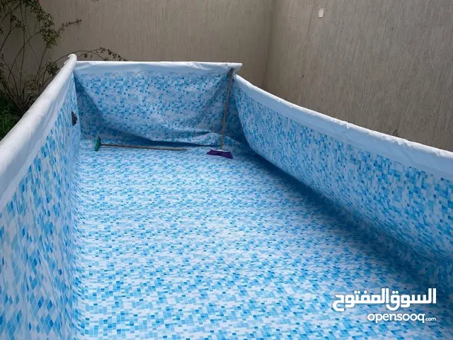 حوض سباحة للبيع مستخدم اسبوع فقط الموقع السراج بي كامل ملحقاته مفكوك ويبي تركيب