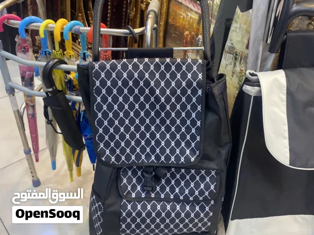شنط تسوق قماش وتر بروف احجام مختلفة والوان مختلفة حديد كامل مع قماش