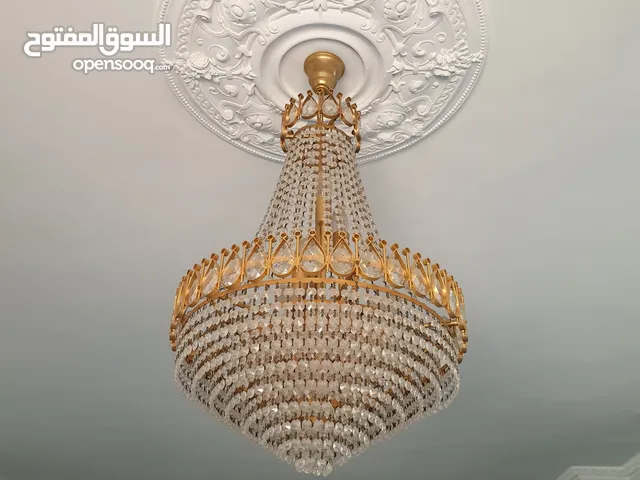 ثريات كريستال جميلة للبيع