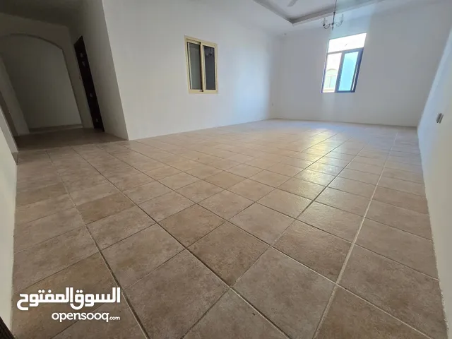 شقه للايجار مع المكيفات في السهله