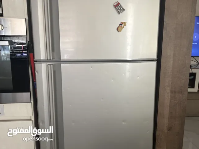 Hitachi ثلاجة