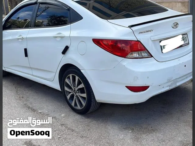 2015 Hyundai Accent SE