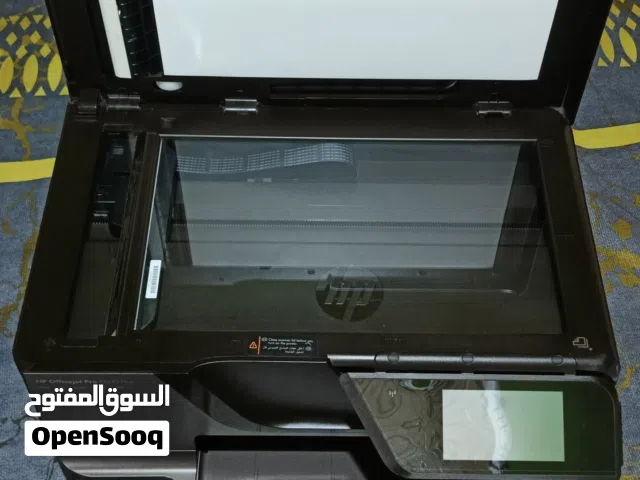 طابعة HP متعددة الوظائف للبيع طابعة بحالة ممتازة، استخدام خفيف ونظيفة جداً تدعم الطباعة والنسخ والسك