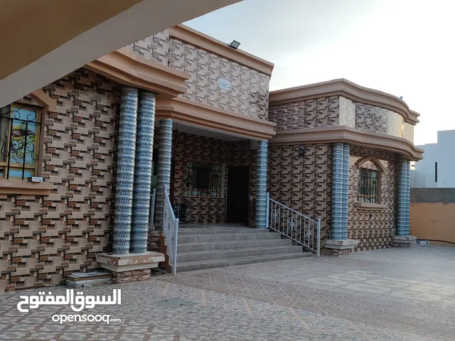 395 m2 4 Bedrooms Townhouse for Sale in Al Dakhiliya Nizwa