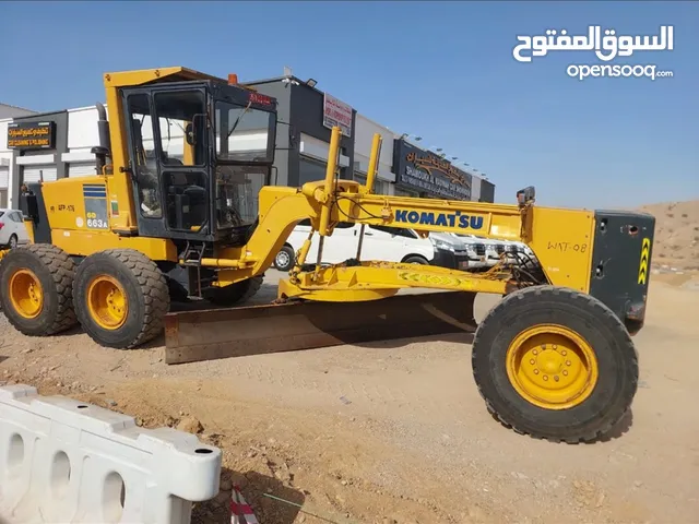 للبيع جريدر حجم 663 كوماتسو وكاله عمان منشى قليل جدا