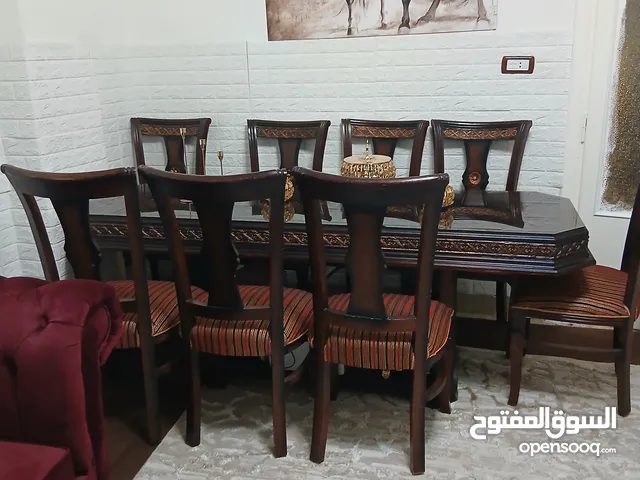 طاوله سفره خشب صلد وزان بحاله الوكاله