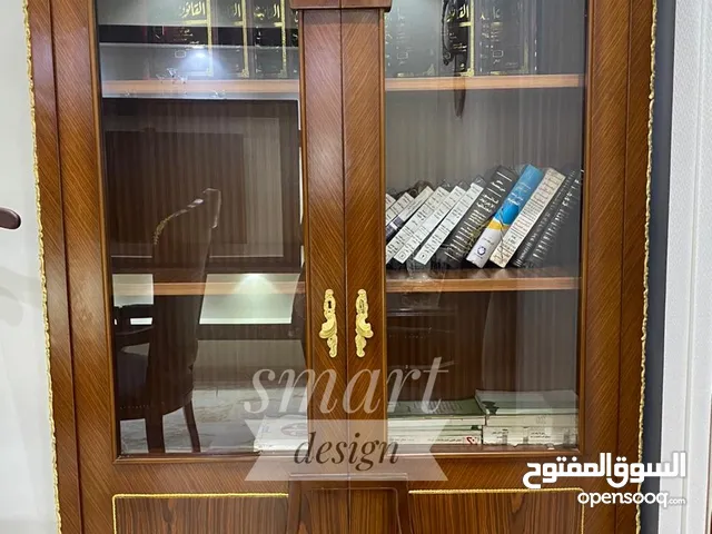 مكتبه ملفات 2ضلفه خشب زان احمر مطعم بالنحاس الاصلي متاح تنفيذجميع المقاسات اثاث مكتبي