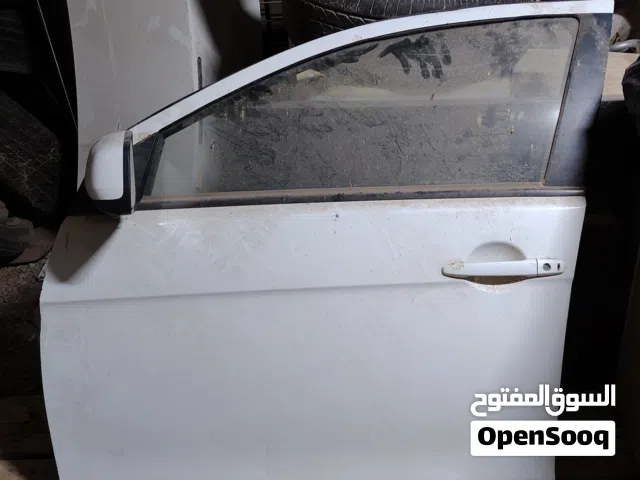 قطع غيار متشي لانسر GT موديل 2010 باب كامل مع كوفني خلفي مع دومان كامل