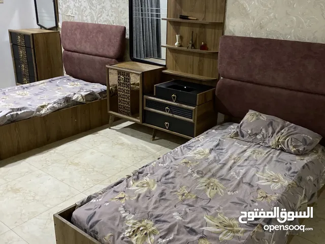 غرفت نوم كامله و نضيفه