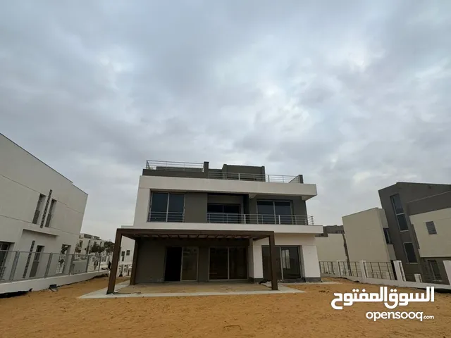 PALM HILLS NEW CAIRO لسرعة البييع فيلا مستقلة 520 متر استلام فوري في كمبوند بالم هيلز التجمع