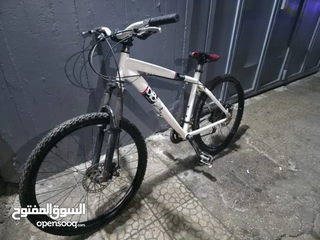 Mountain Bike 26” - Lightweight Frame + Disc Brakes - Used in Great Condition