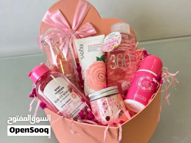 بكج هدايا مستلزمات نسائيه تجميليه