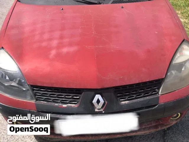 2003 رينو كليو Standard