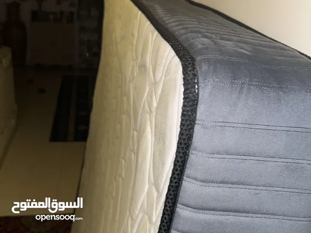 مرتبة مستعمل نظيف مفاس 180x200