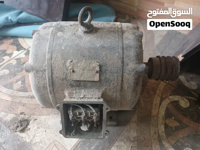 ماتور عجانةاو مخرطه او منشر حجر او مضخة كبيره او كمبريسر حجم كبير فرنسي 3 فاز 10 حصان