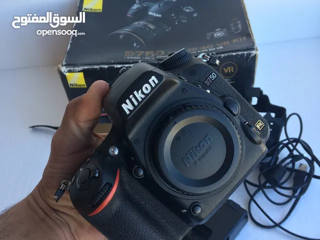 Nikon d750 شتر 14k مع الملحقات