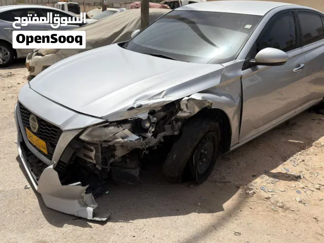 2020 نيسان التيما S