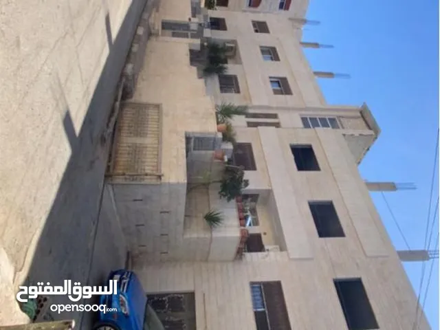 منزل مستقل مكون من 6 شقق بمساحات كبيرة