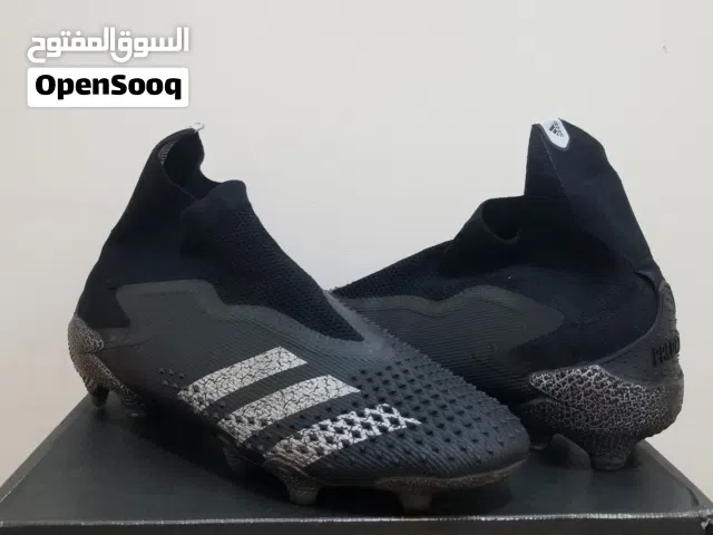 جزمة اديداس ماركة