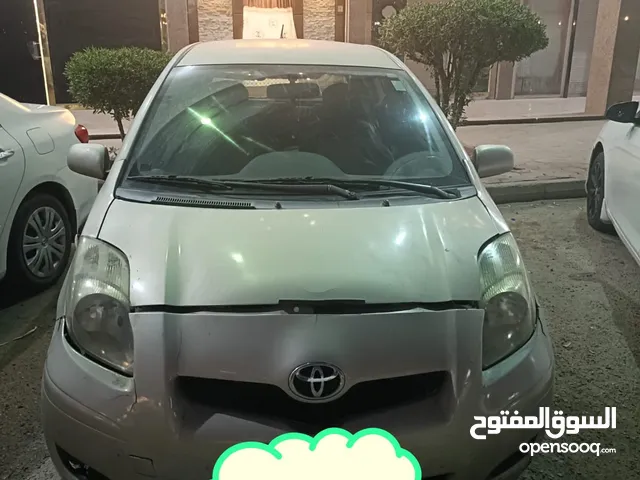 تيوتا يارس هاتش باك